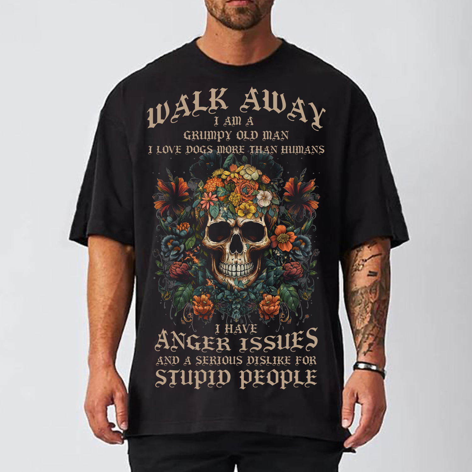 我可以用人工智能帮你设计一款T恤的图案