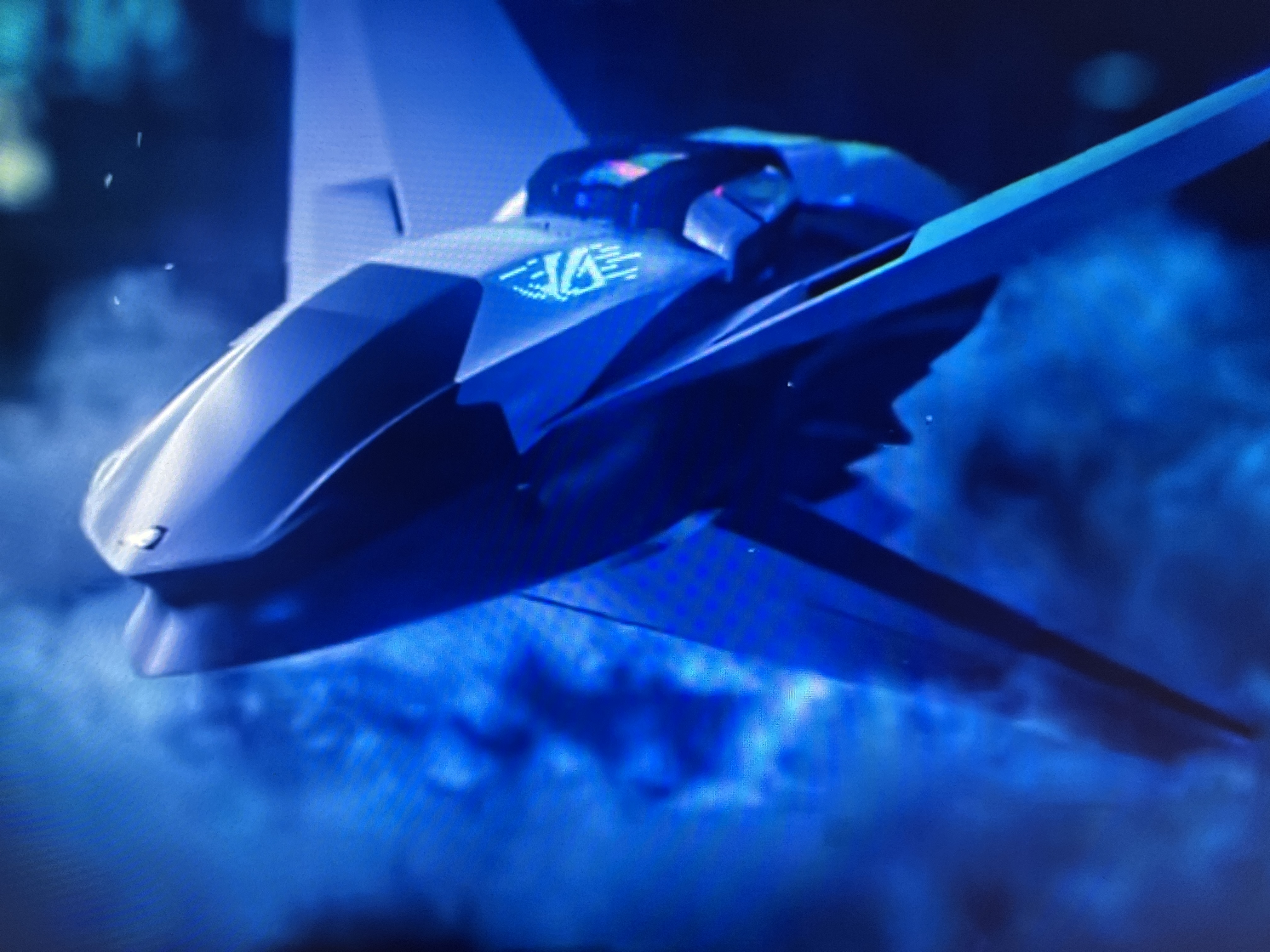 我可以产品三维动画，产品渲染，剪辑