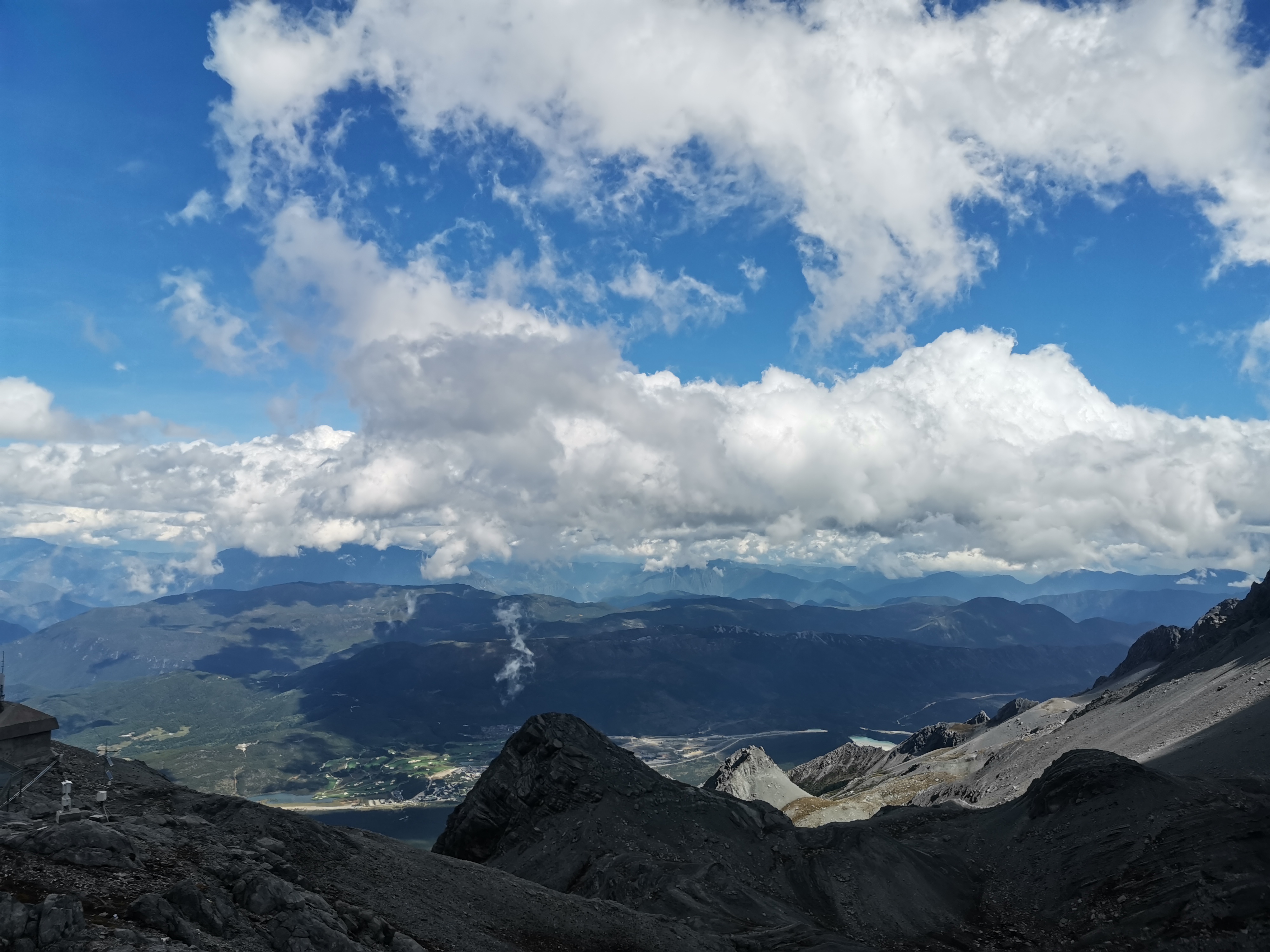 我可以部署集群，技术栈包括Hadoop、Hive、Spark、Hbase、Flink等，一天完成部署