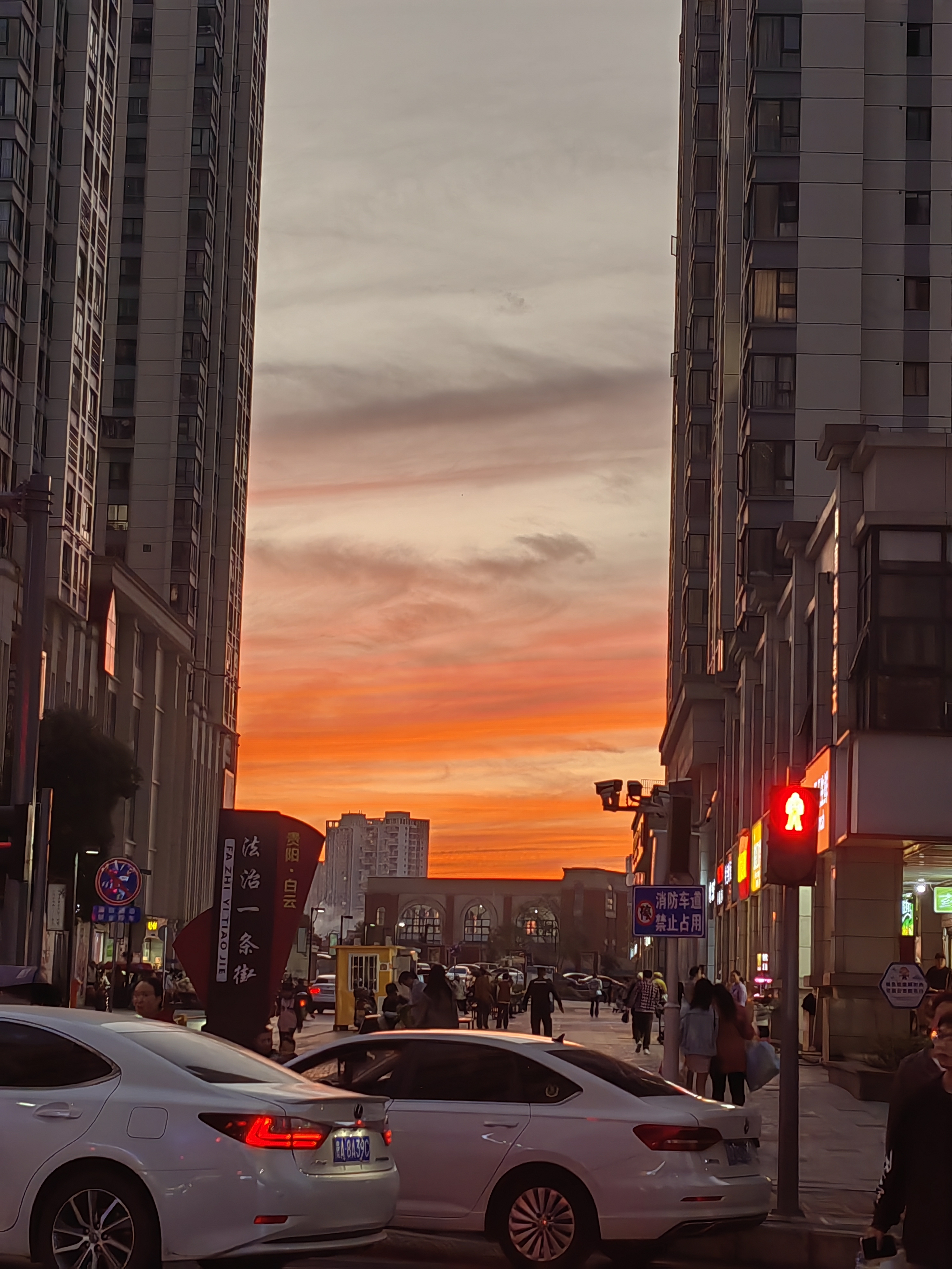 我可以游戏陪玩，晚上8-12点，2-3小时