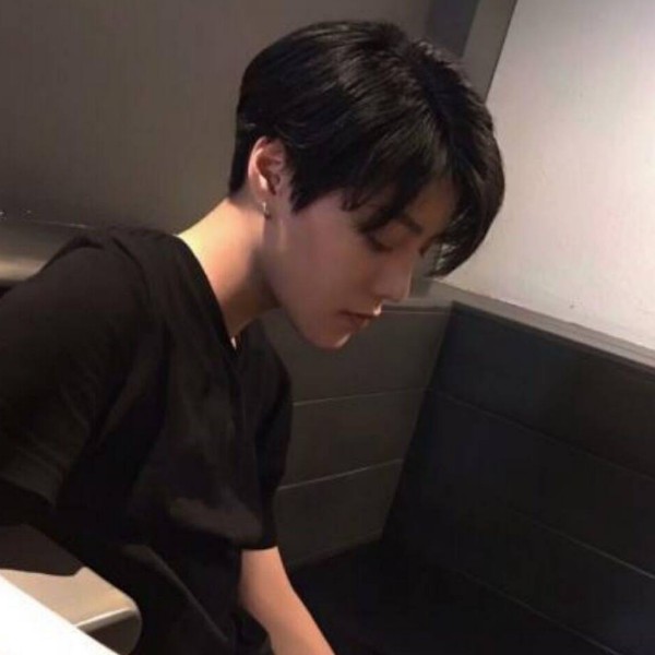 我可以一个陪别人打游戏的人