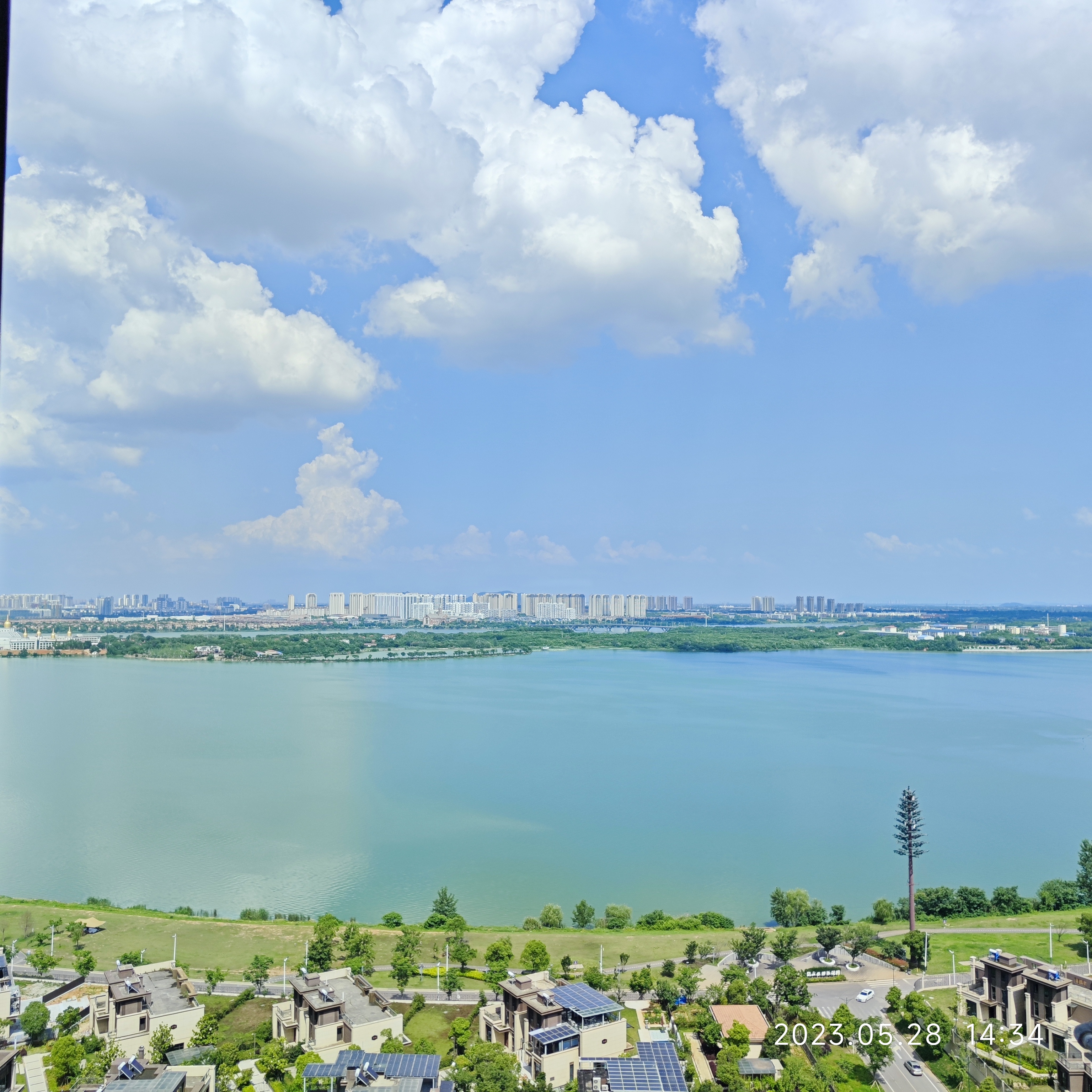 我可以完成财务一系列事项，比如个体工商户代账，代报税，业务咨询等