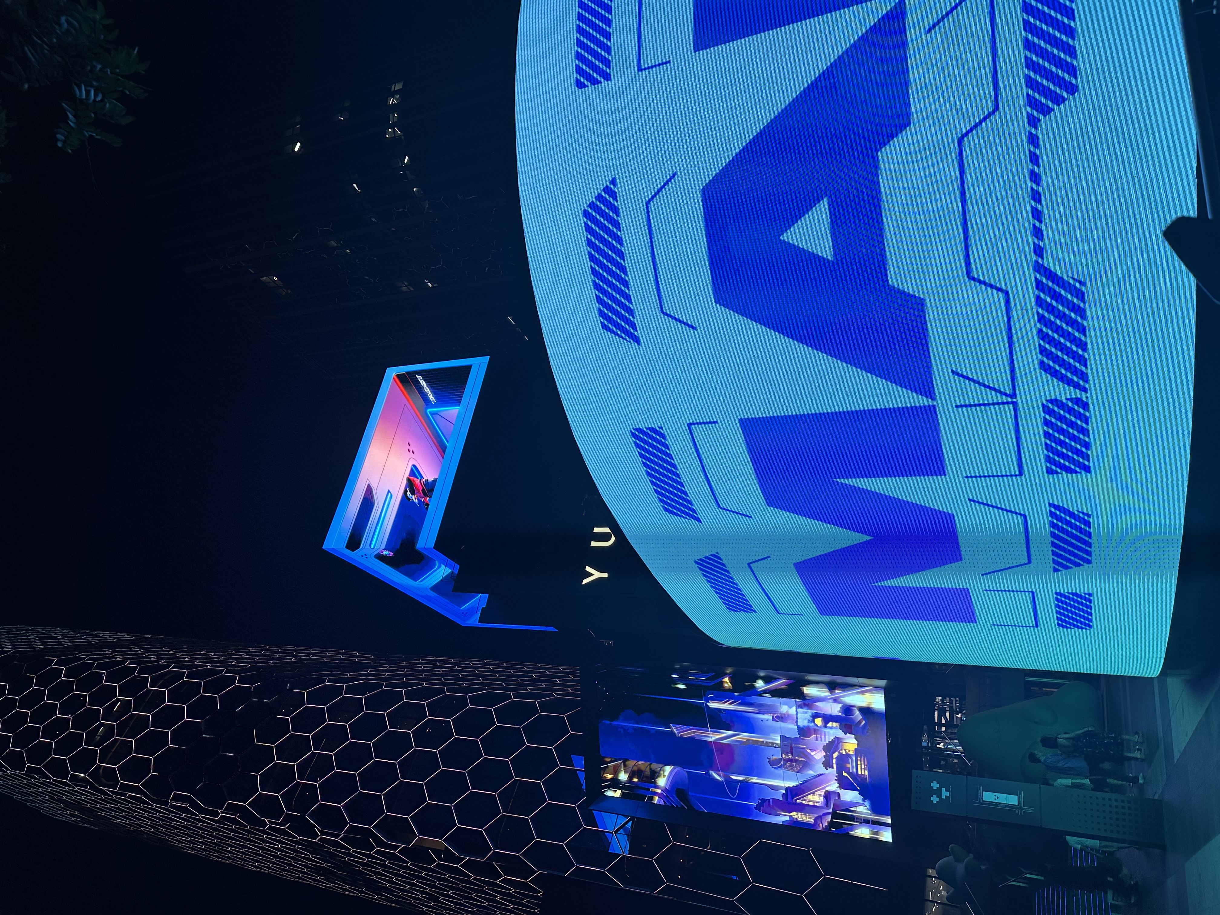 我可以独立完成一整个app的界面设计