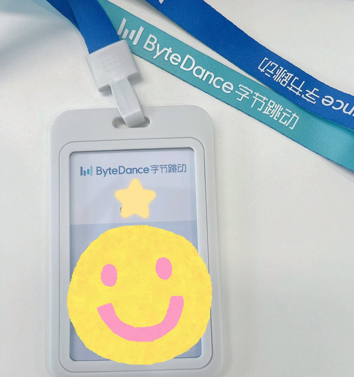 我可以1个移动产品设计，小程序/App，电商/社交/社区产品设计