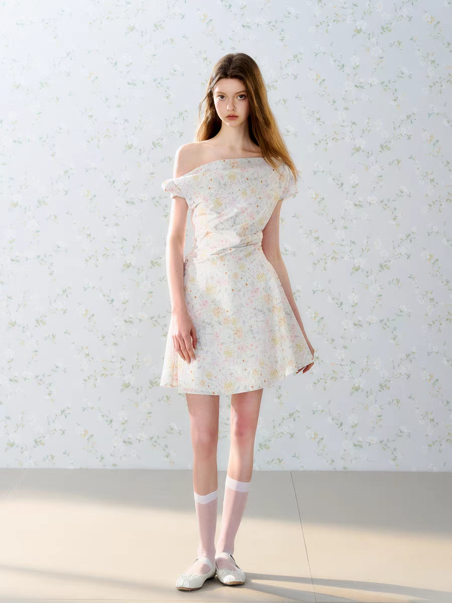 我可以1.负责元件封装制作维护元件布局 按设计要求进行PCB布线 输出生产文件