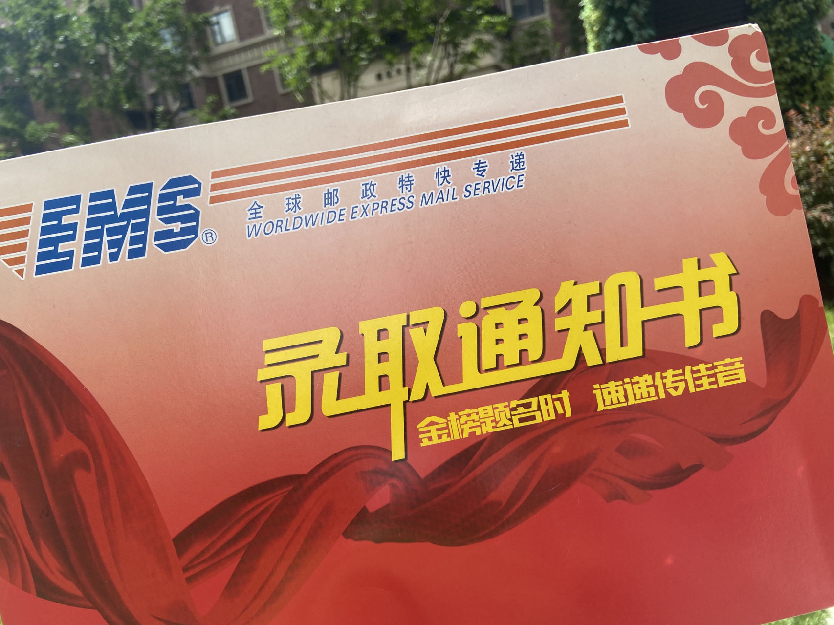 我可以1天之内完成1000字以下的英语文章翻译，课业辅导，ppt制作