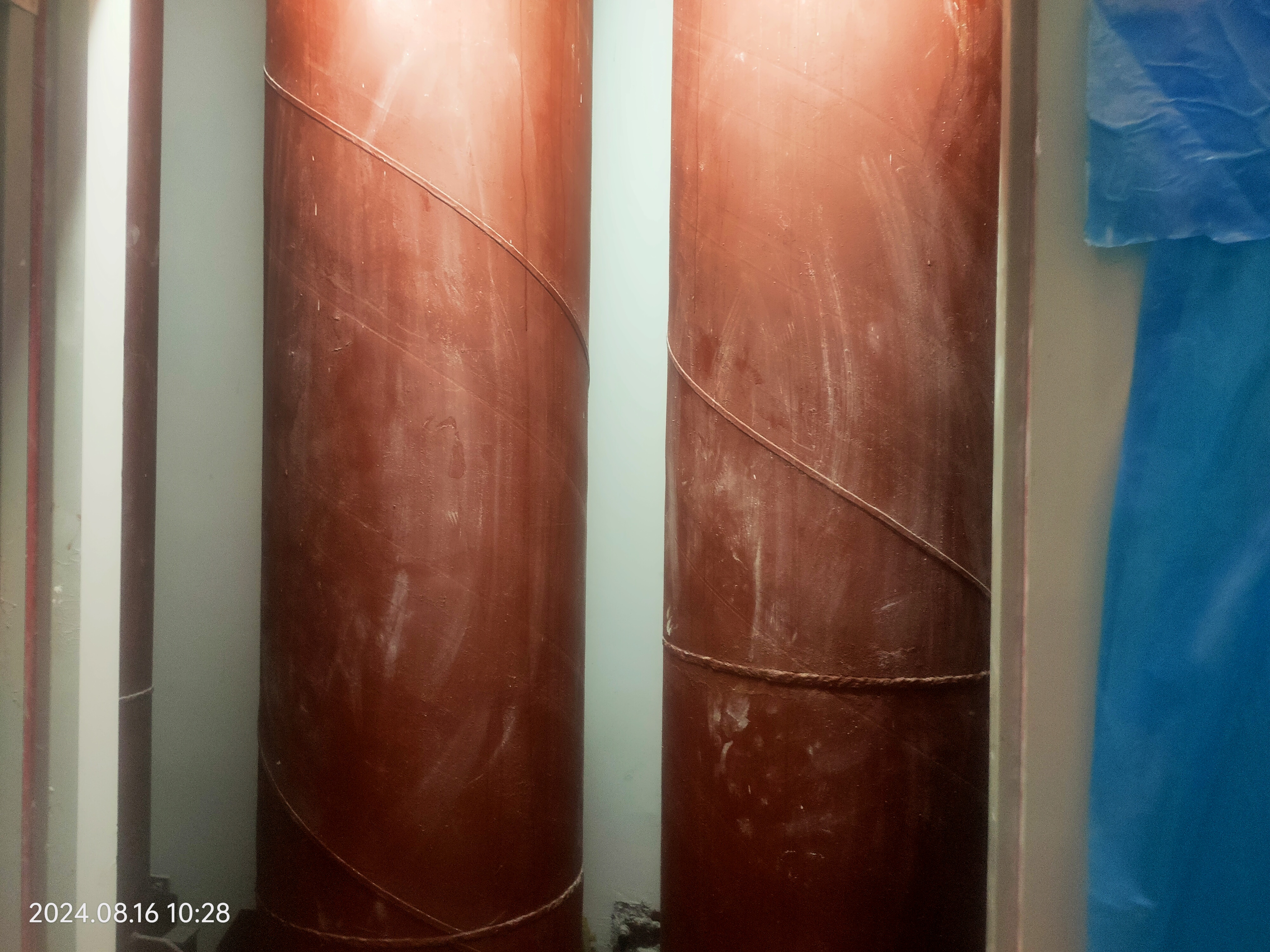 我可以帮小学生批改作业，解答疑问，帮助成绩提升，每天晚八点