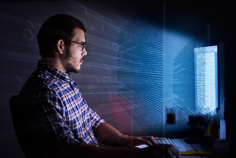 我可以独立开发并上线一个网站、小程序等