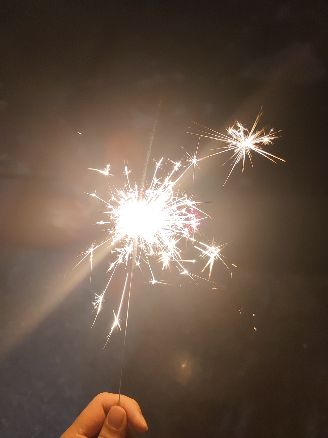 我可以缓解别人的心理压力，用心倾听，并且500子安慰文章