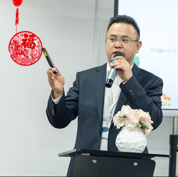 我可以品牌0-1顾问，营销顾问，渠道搭建，市场布局。