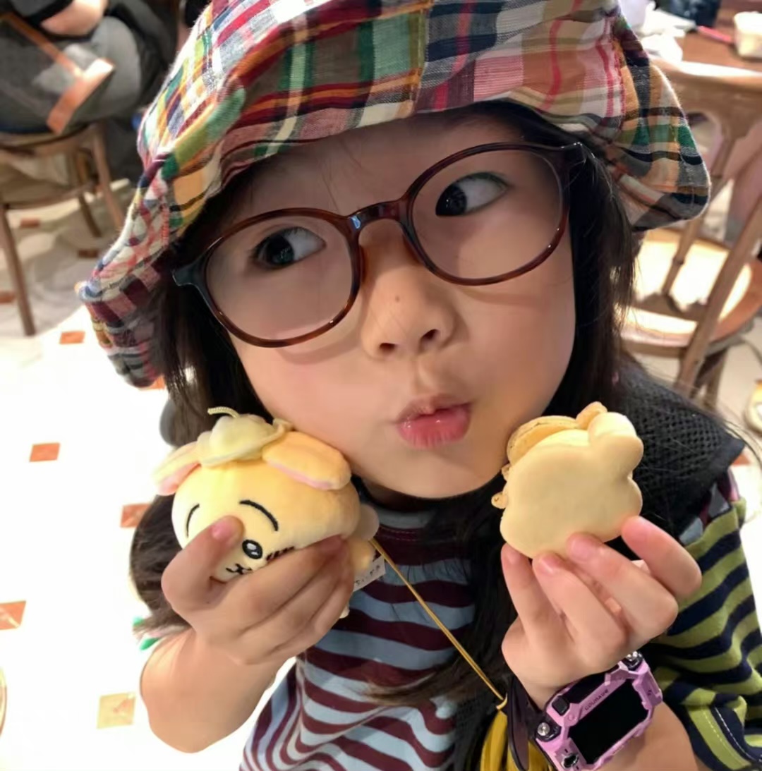 我可以提供高能量100分情绪价值，给老板提供开心游戏体验