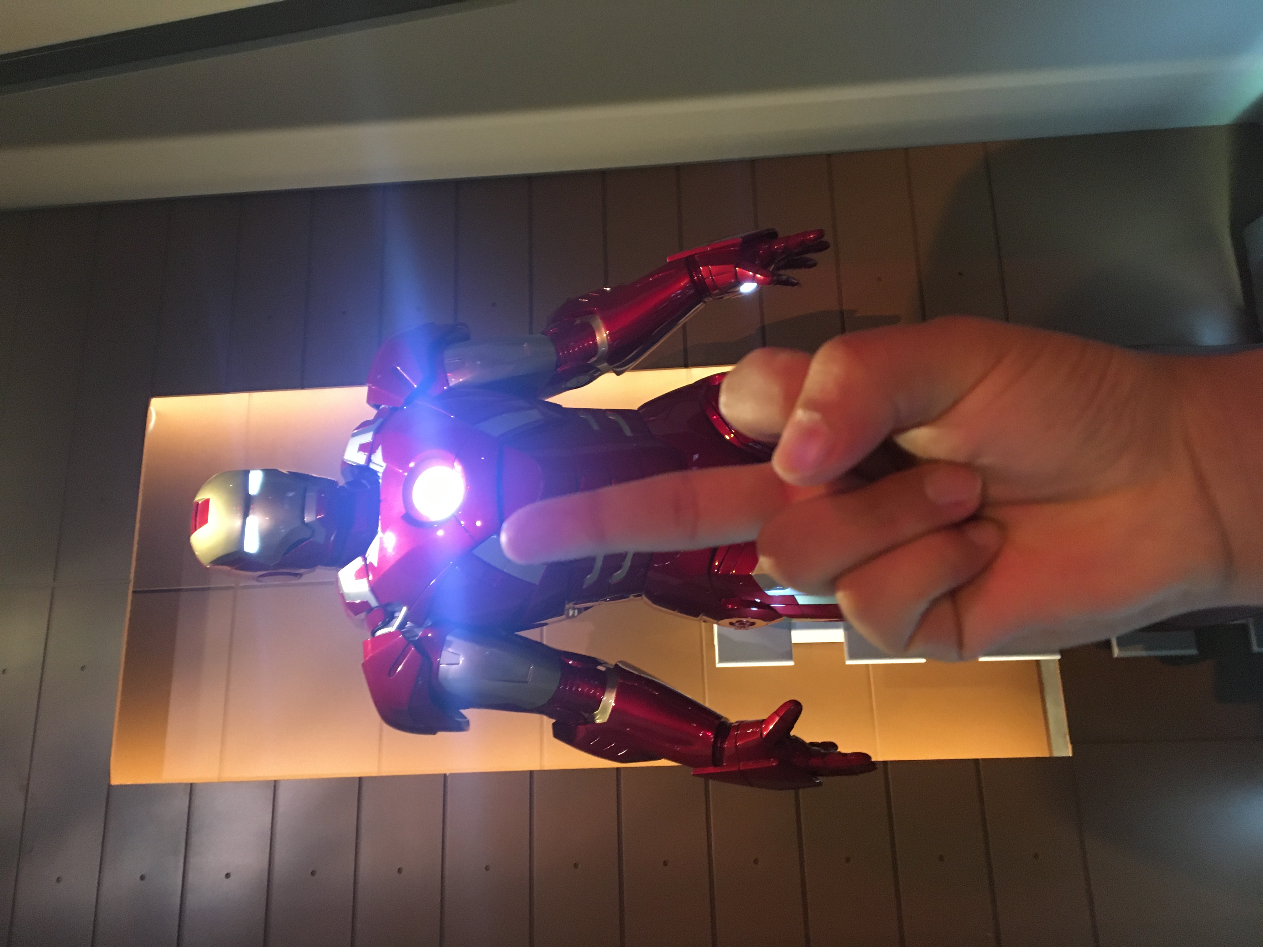 我可以app各种bug修复，二开 ，逆向。八年开发经验 社交 电商 物联网 商务工具 大型项目皆开发过