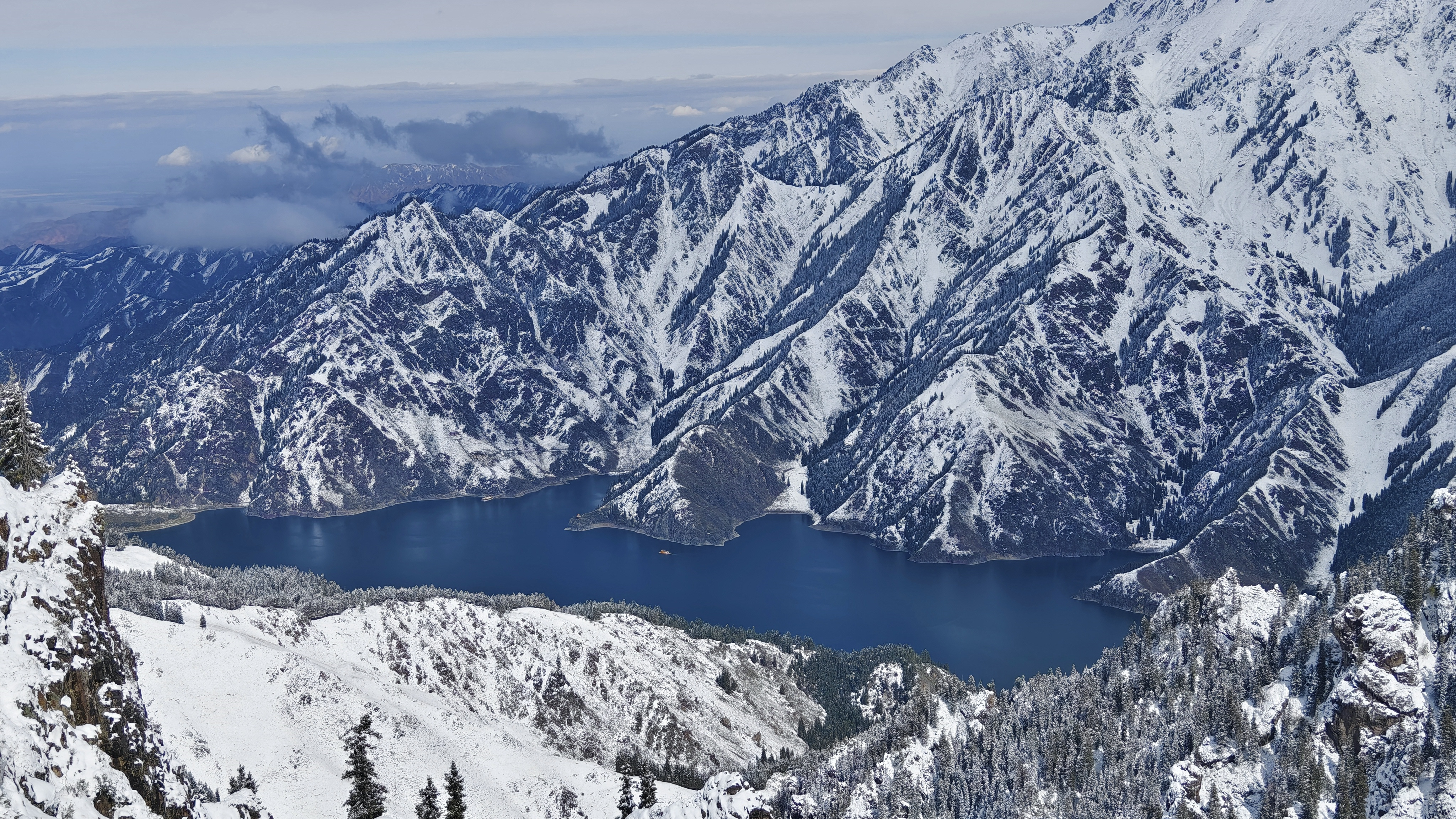 我可以针对客户需求度身定做一次旅游策划，真正实现“说走就走”的旅行