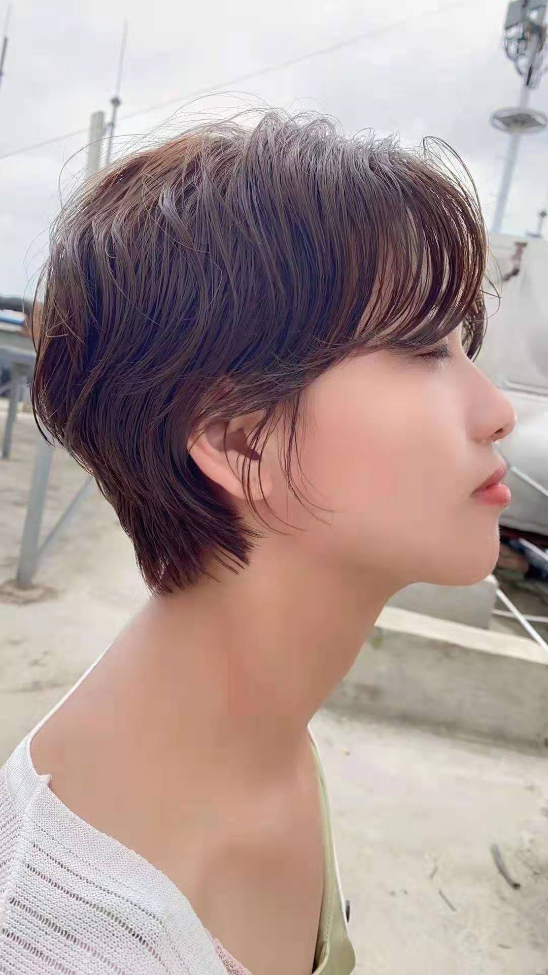 我可以指导每一个人的造型，发型设计