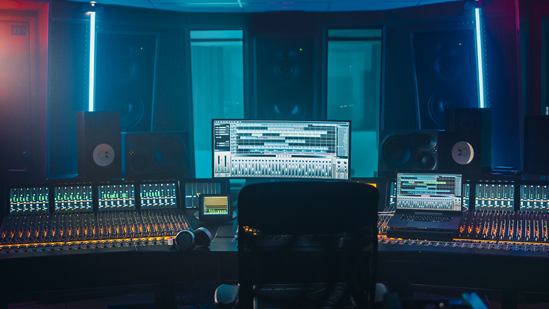 我可以业内最高质量人声伴奏（音乐）分离提取1条