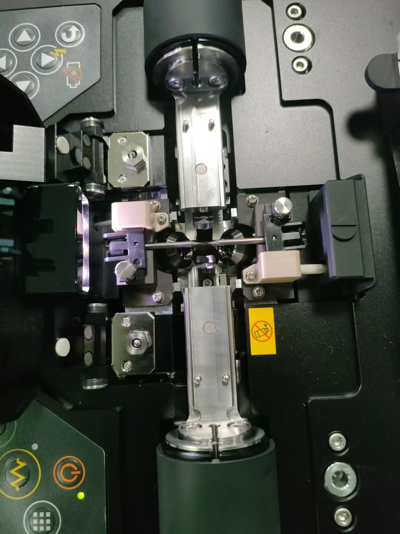 我可以熔接机维修，激光器维修1000