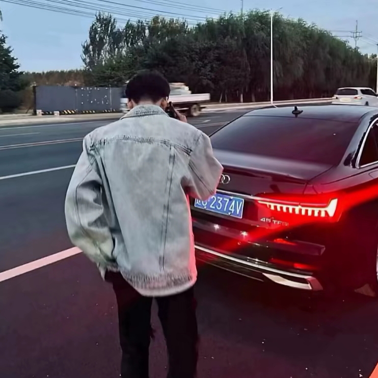 我可以游戏陪玩，吃鸡王者1