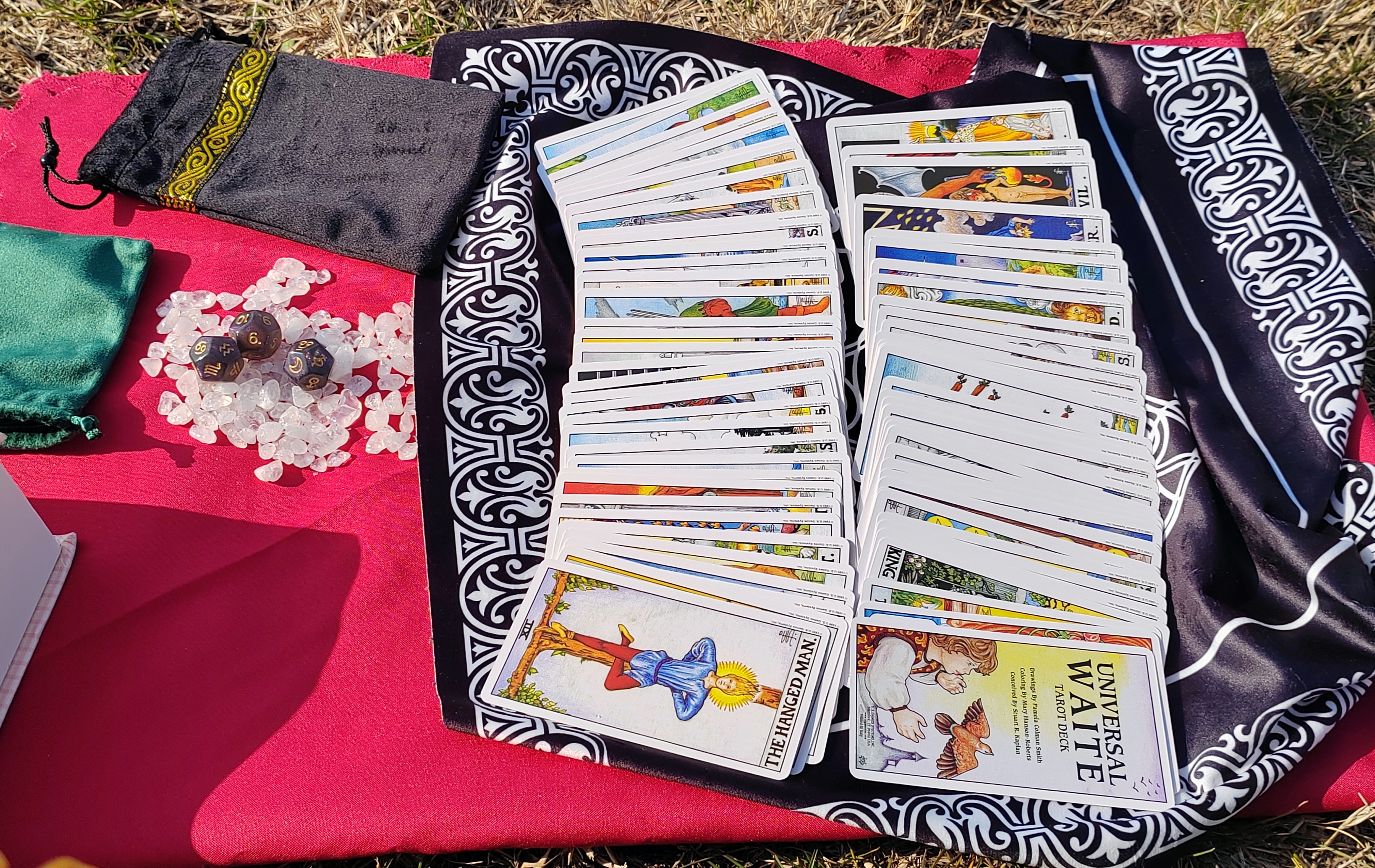 我可以进行一次塔罗牌娱乐预测