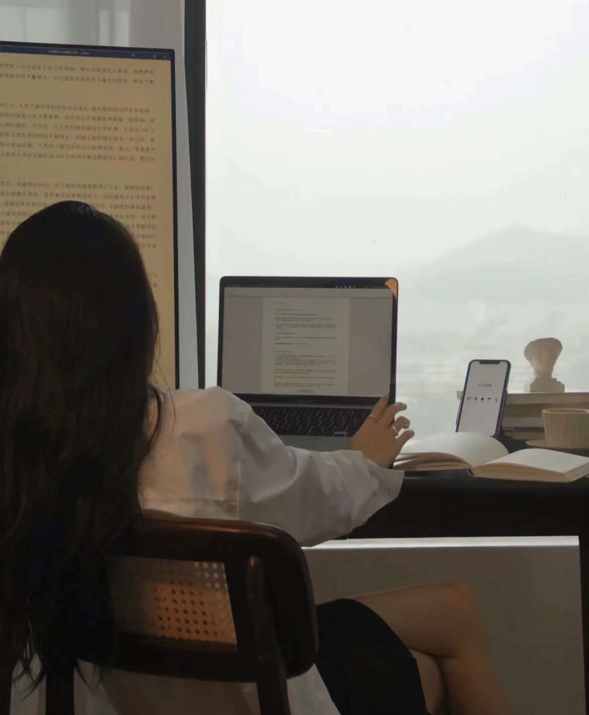 我可以做你的虚拟助理，完成一些你没空做的个人琐事