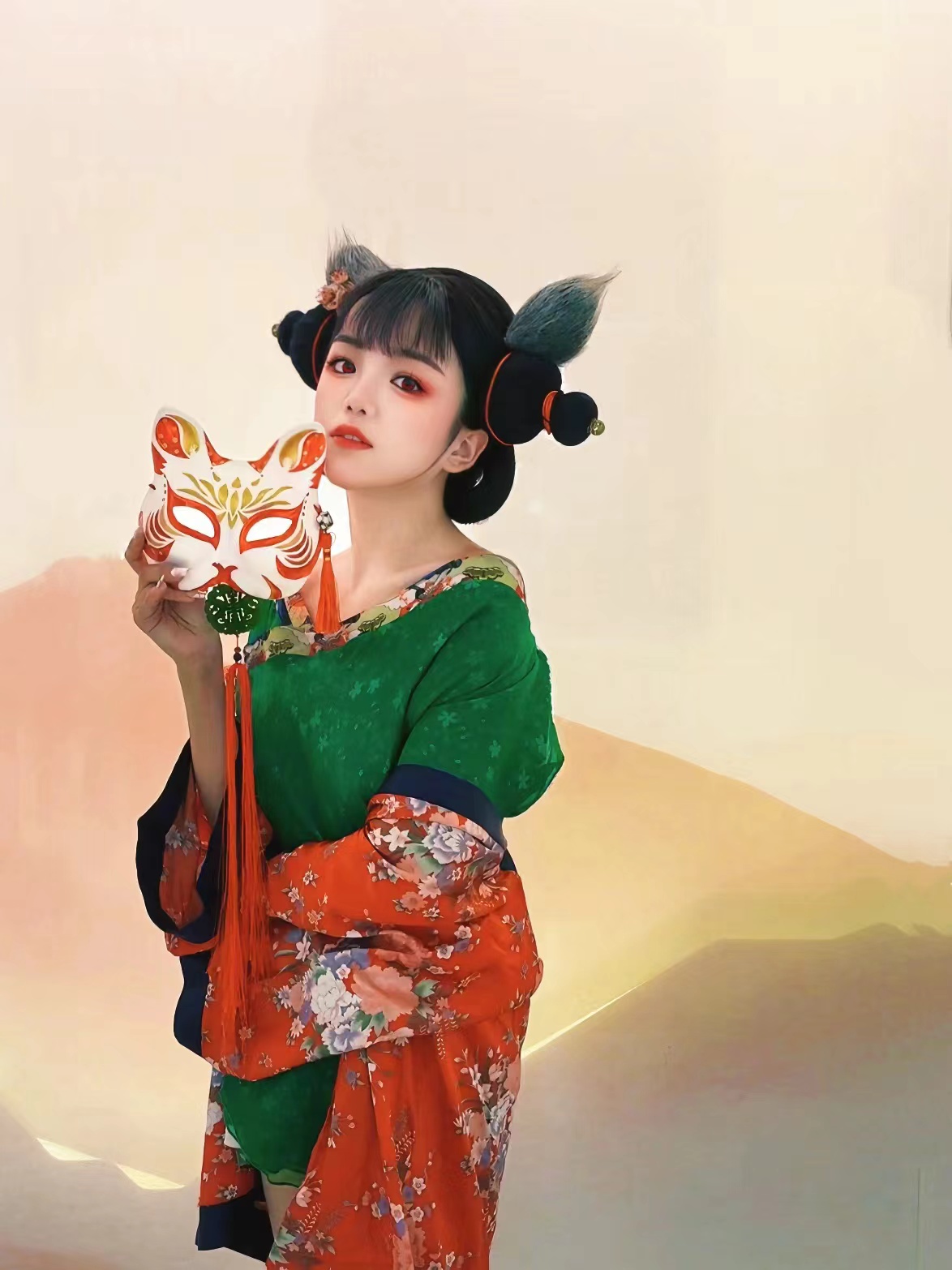 我可以帮助你变美不无聊，看见不一样的自己