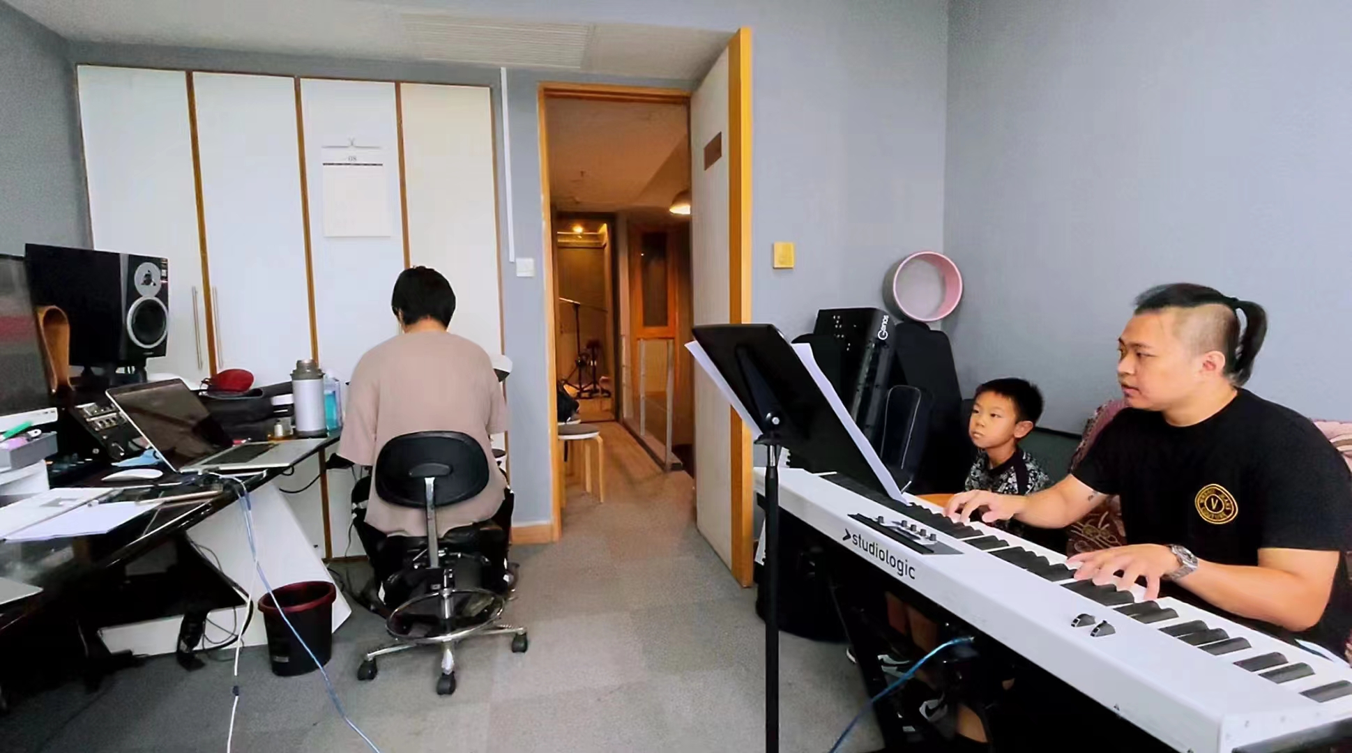 我可以帮你录制一段钢琴音频