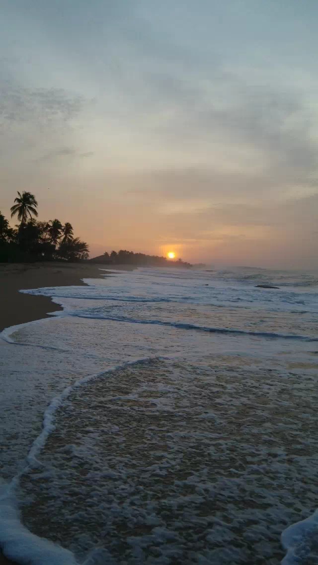 我可以周一至周五工作时间倾听 分享 分析 你的哀与乐！