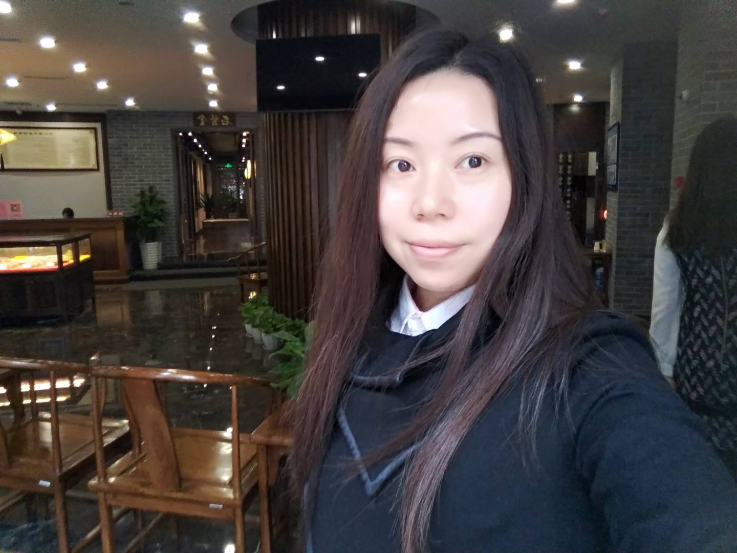 我可以写关于亲自教育沟通，以及亲密关系搭建，恋爱，青少年性教育的文章1500-2500字