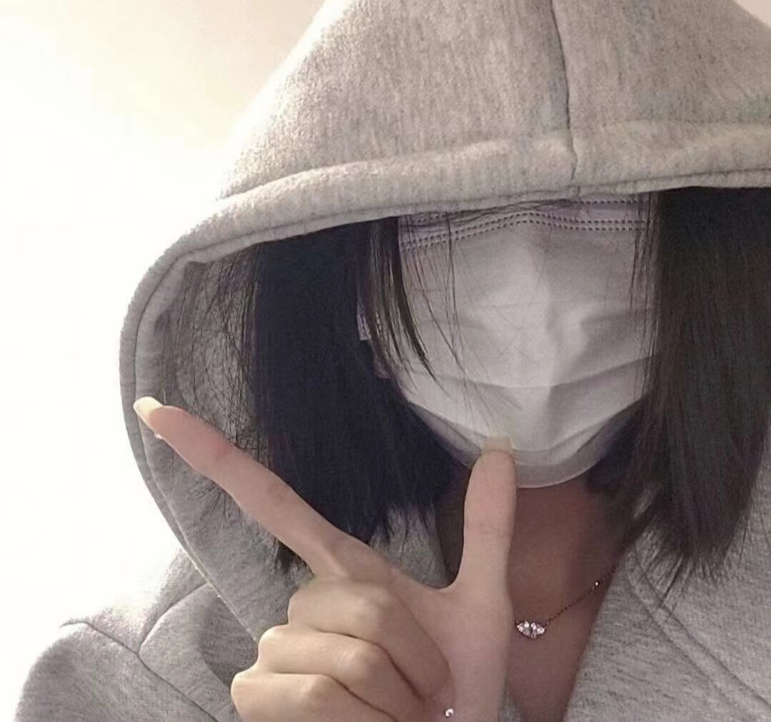 我可以完成一分钟以上的视频剪辑，1000字的中英文案翻译，制作一个PPT