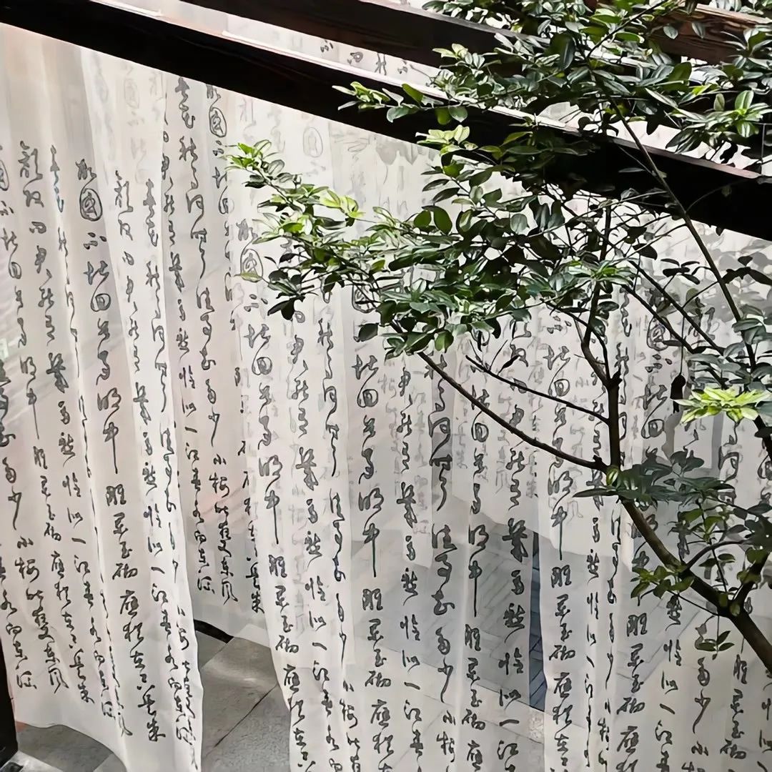 我可以进行15秒视频剪辑和海报设计