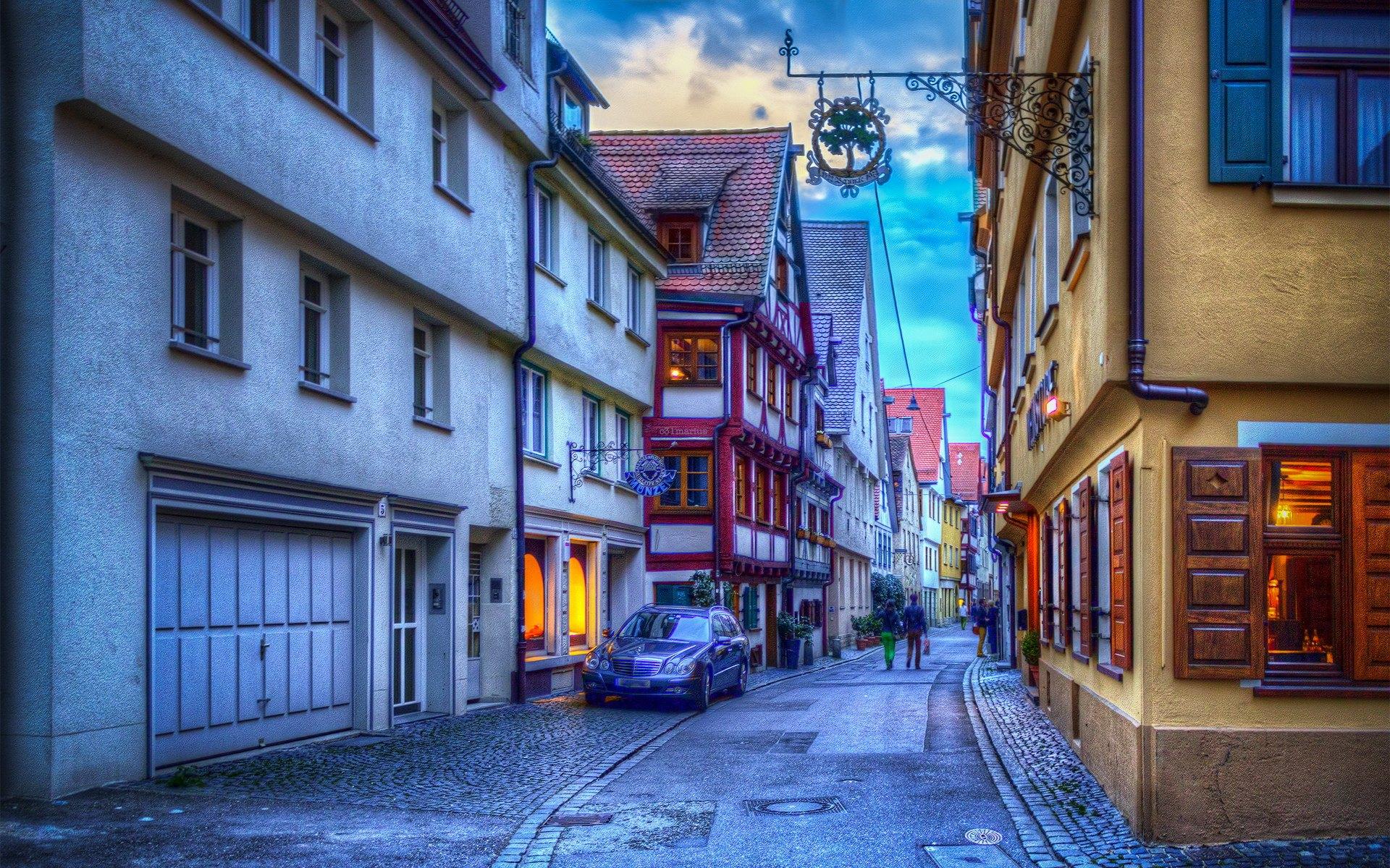 我可以协助企业做账，在事务所工作，1天内完成