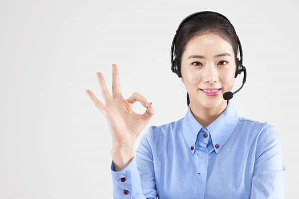 我可以完成一张年终总结单页海报的设计