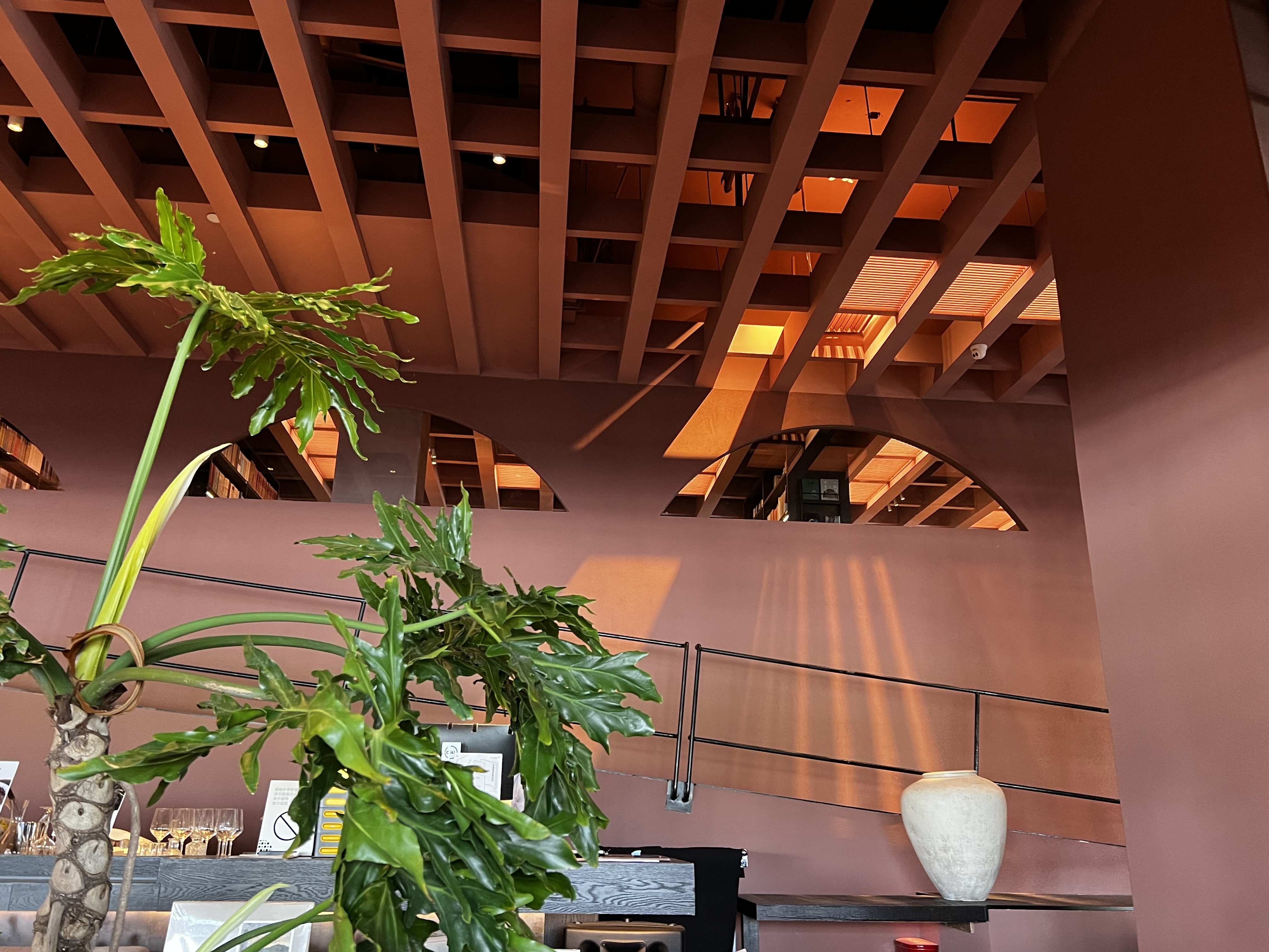 我可以2篇宣传文案，1个故事，1个拍摄脚本，1周总结分析报告