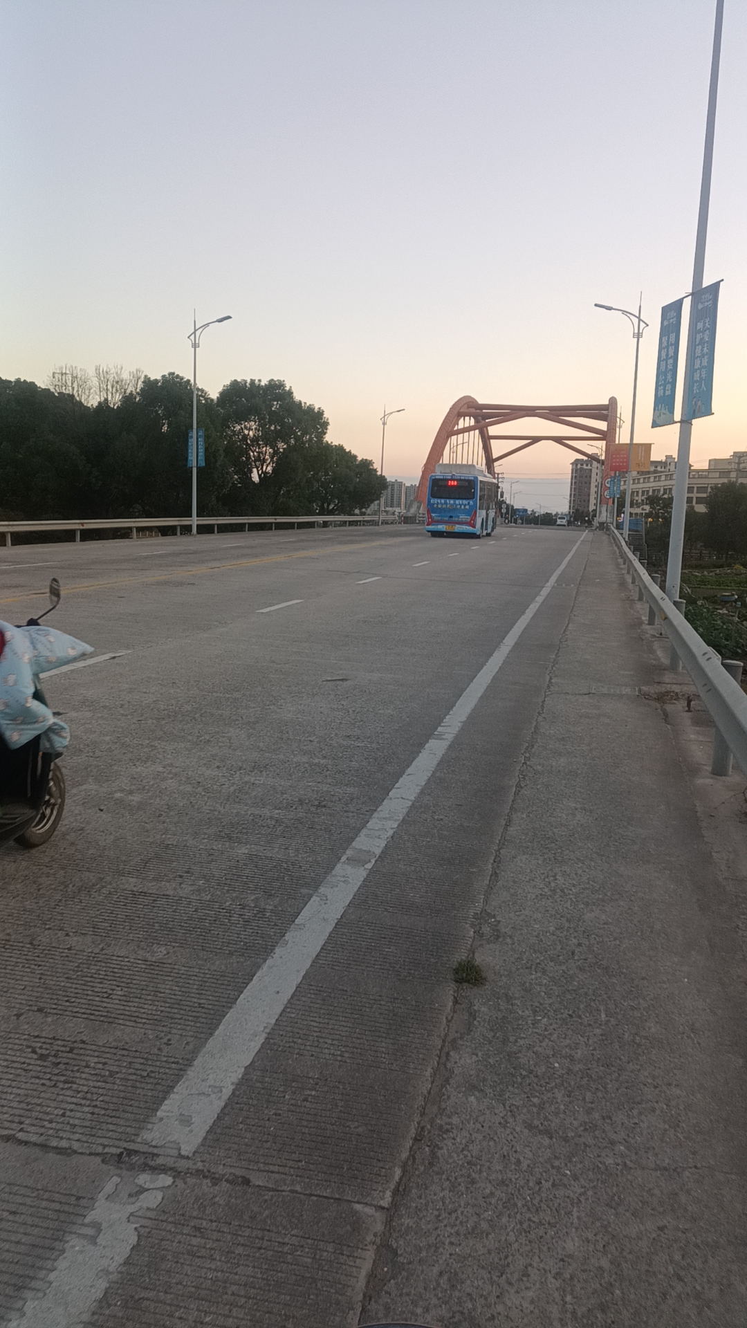 我可以完成1500字的翻译，服务好每一位客户