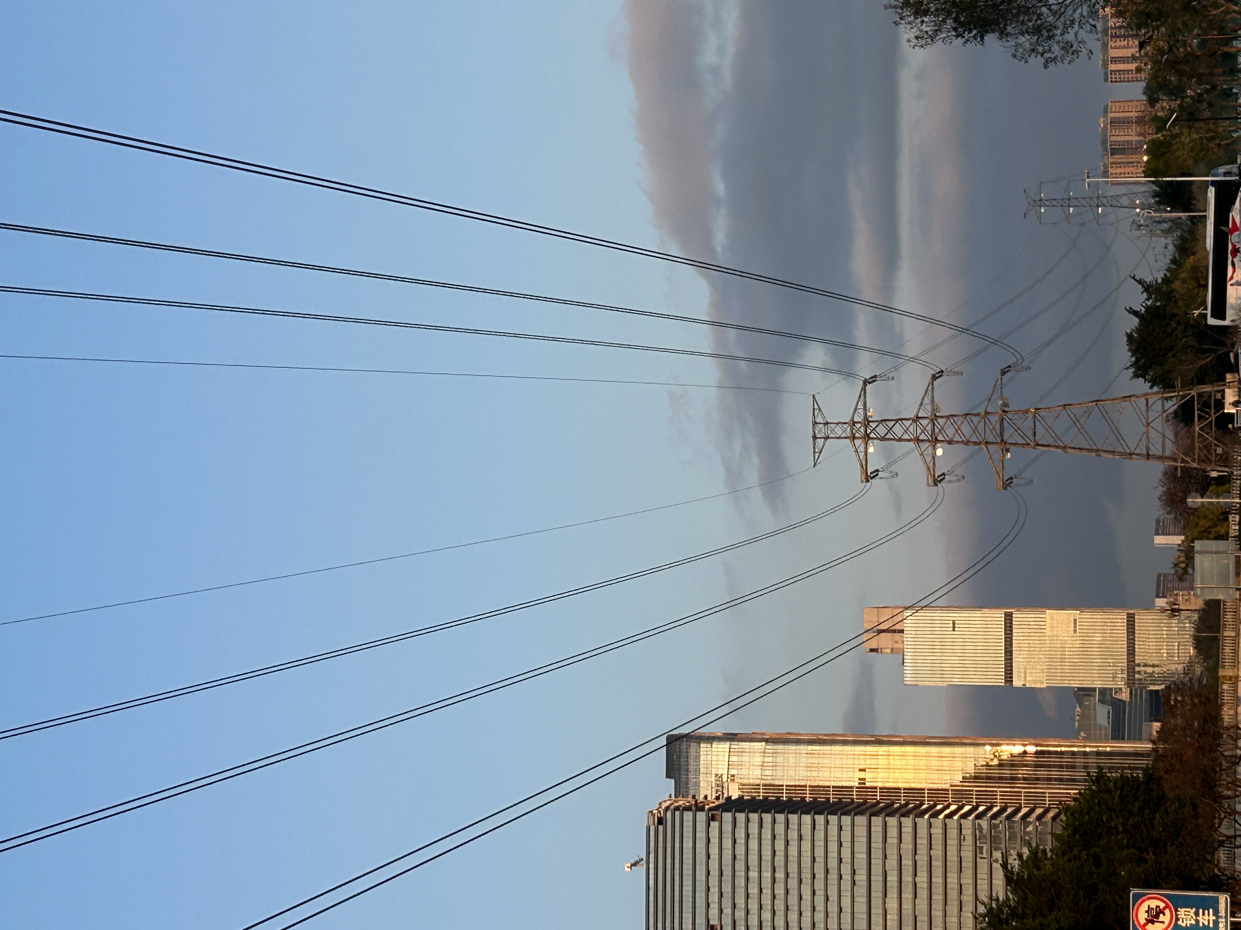 我可以运行微信社群，发布信息，每天至少2次