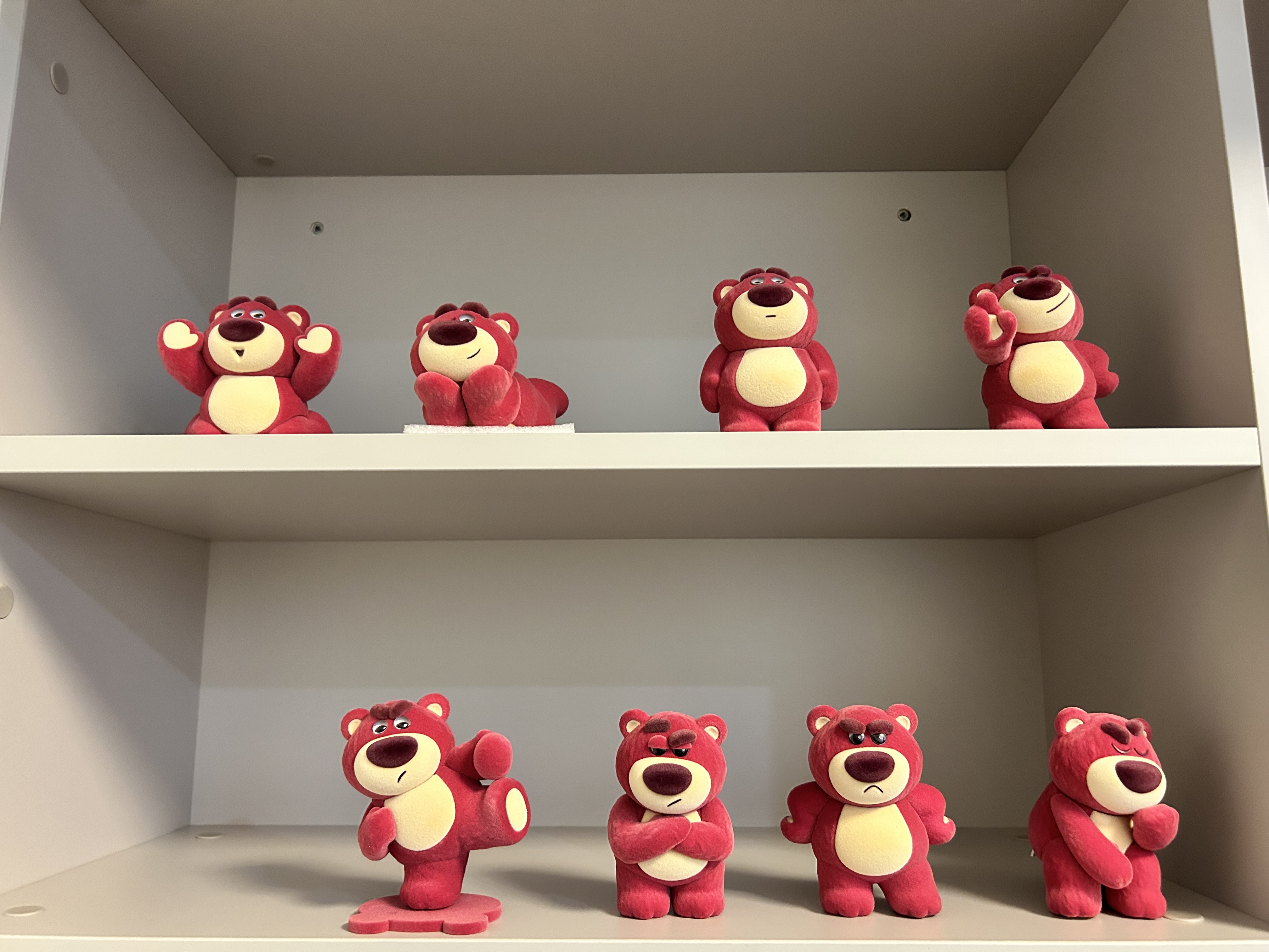 我可以数据分析，论文图表制作及数据清洗。50-80元一次，看工作量