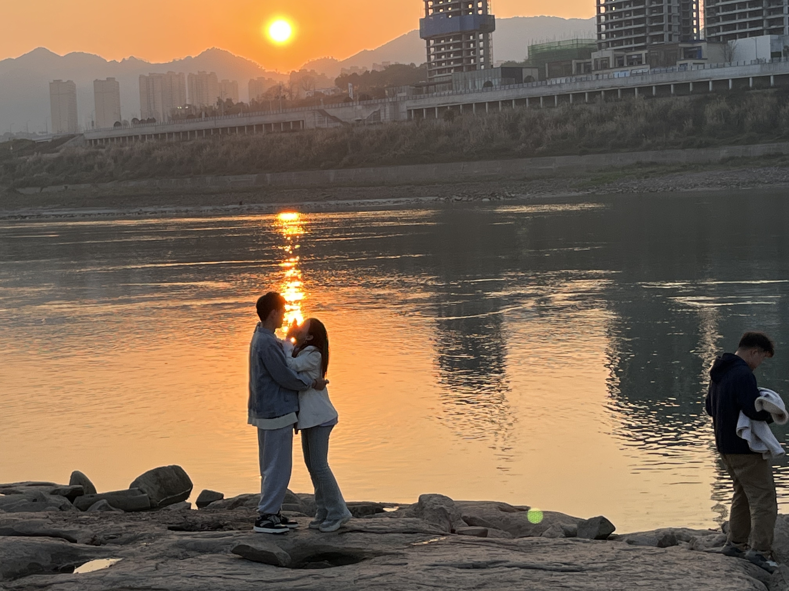 我可以五分钟帮助你缓解压力，释放情绪。