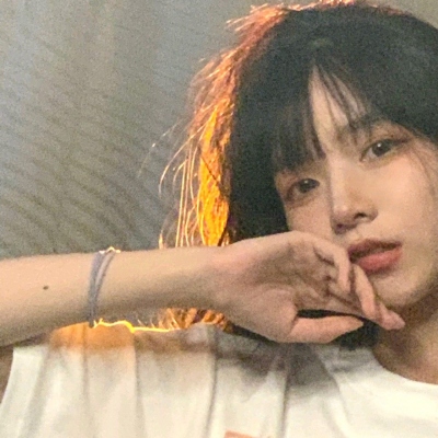 我可以陪你聊1天（文字电话都可以）