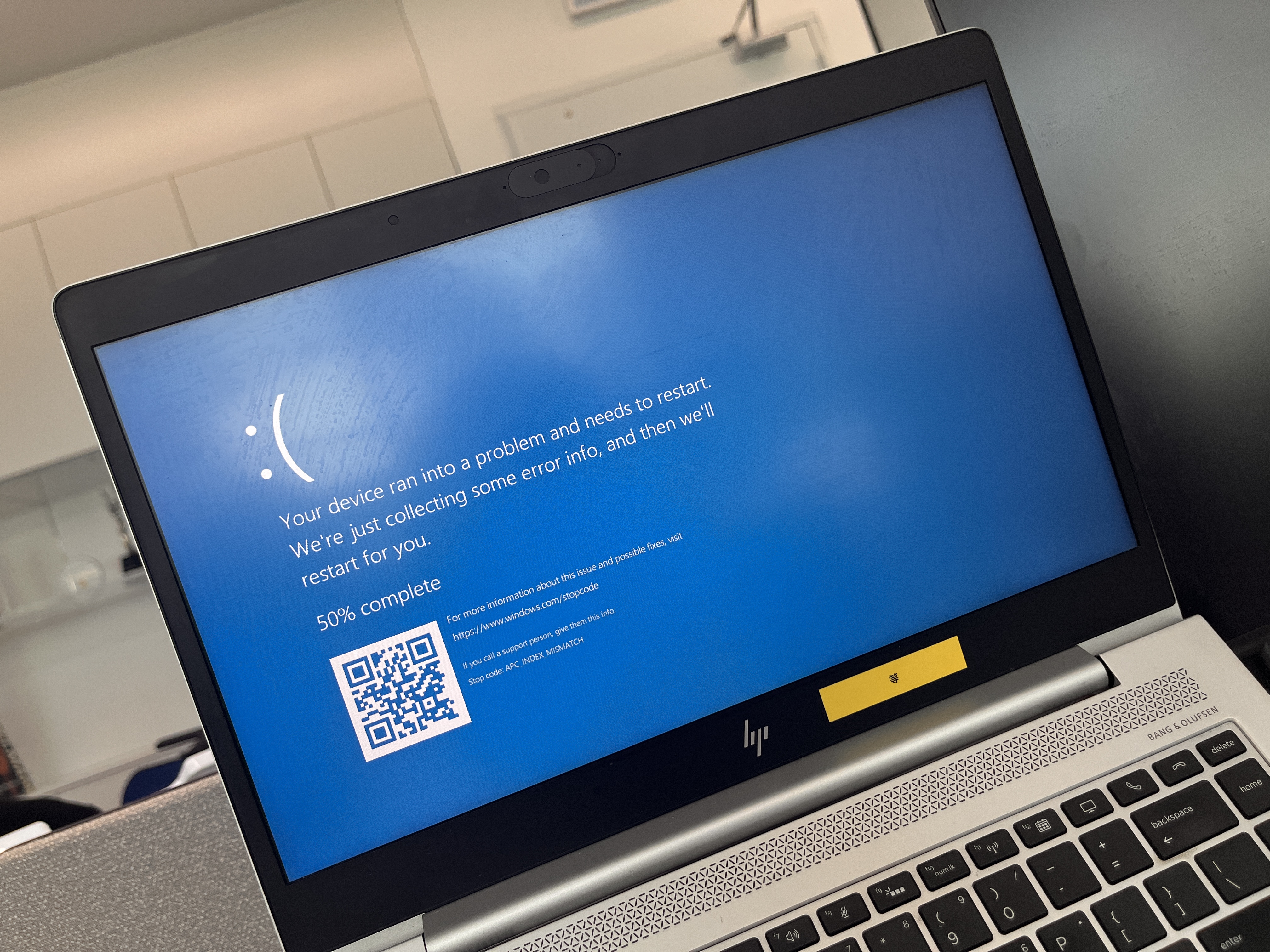 我可以完成1篇微博/抖音/小红书/b站/微信公众号等社媒平台的传播内容