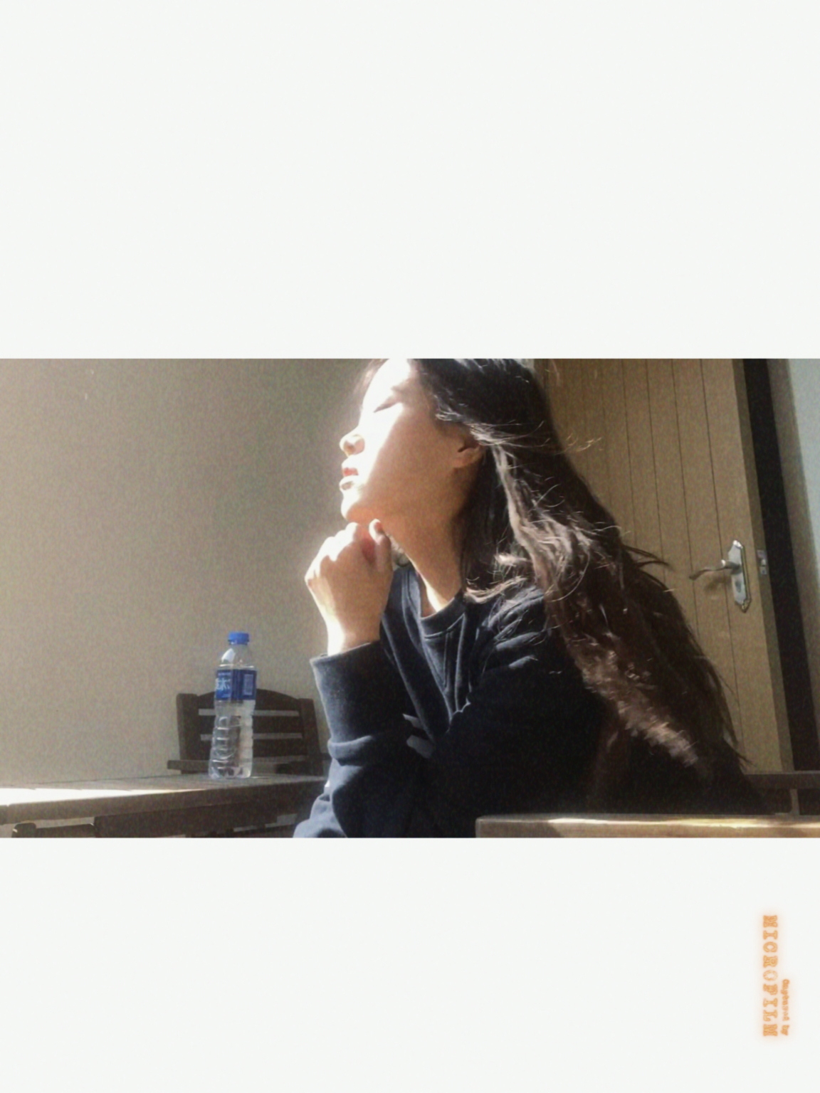 我可以每时每刻都可以回复消息 闲的很 15一小时