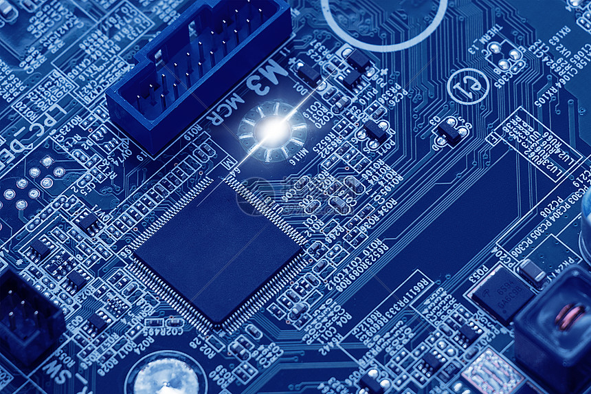 我可以做一次原理图与PCB设计