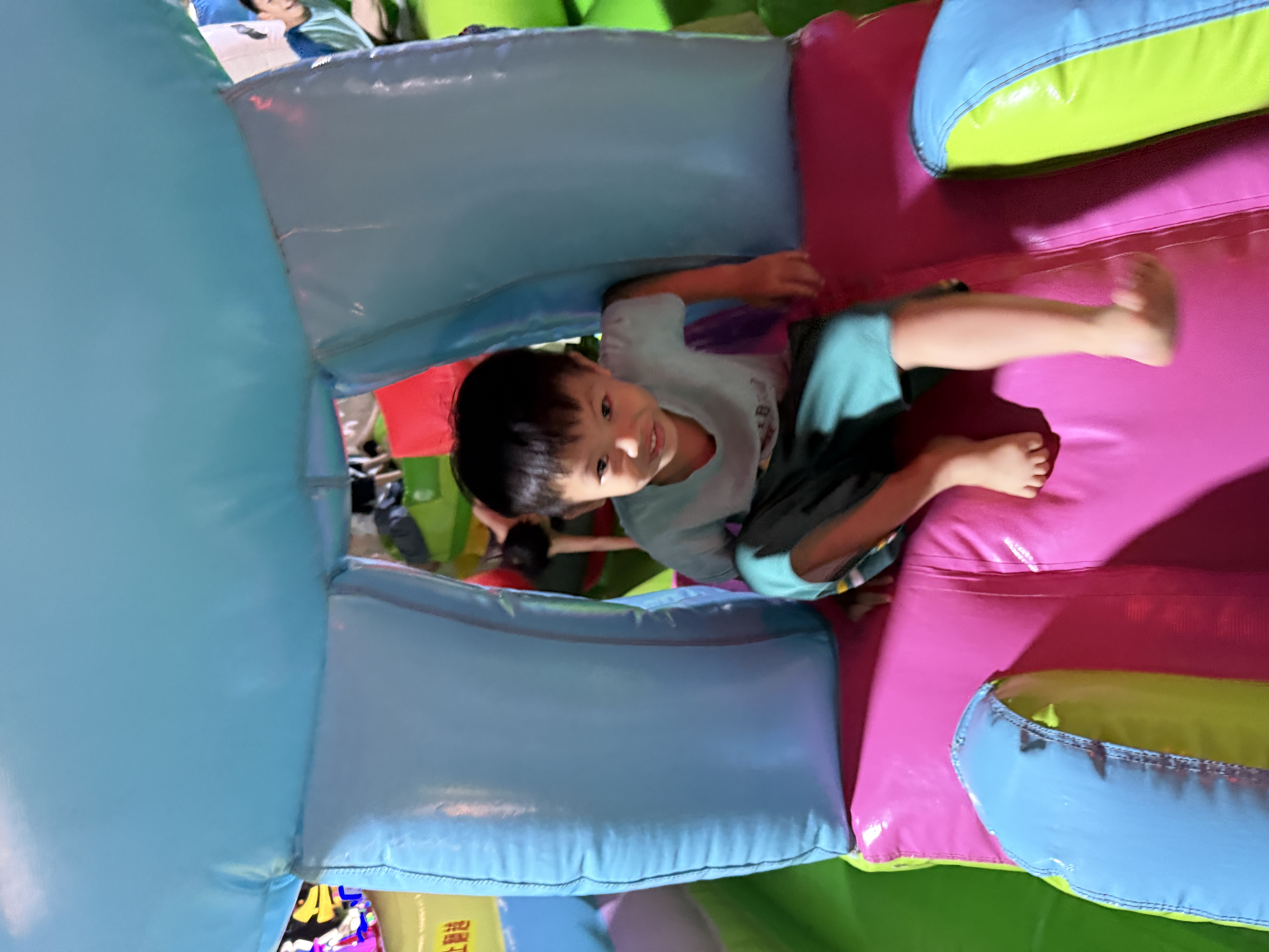 我可以pc端，app端 h5。爬虫 等软件。可以先做看实力在给钱