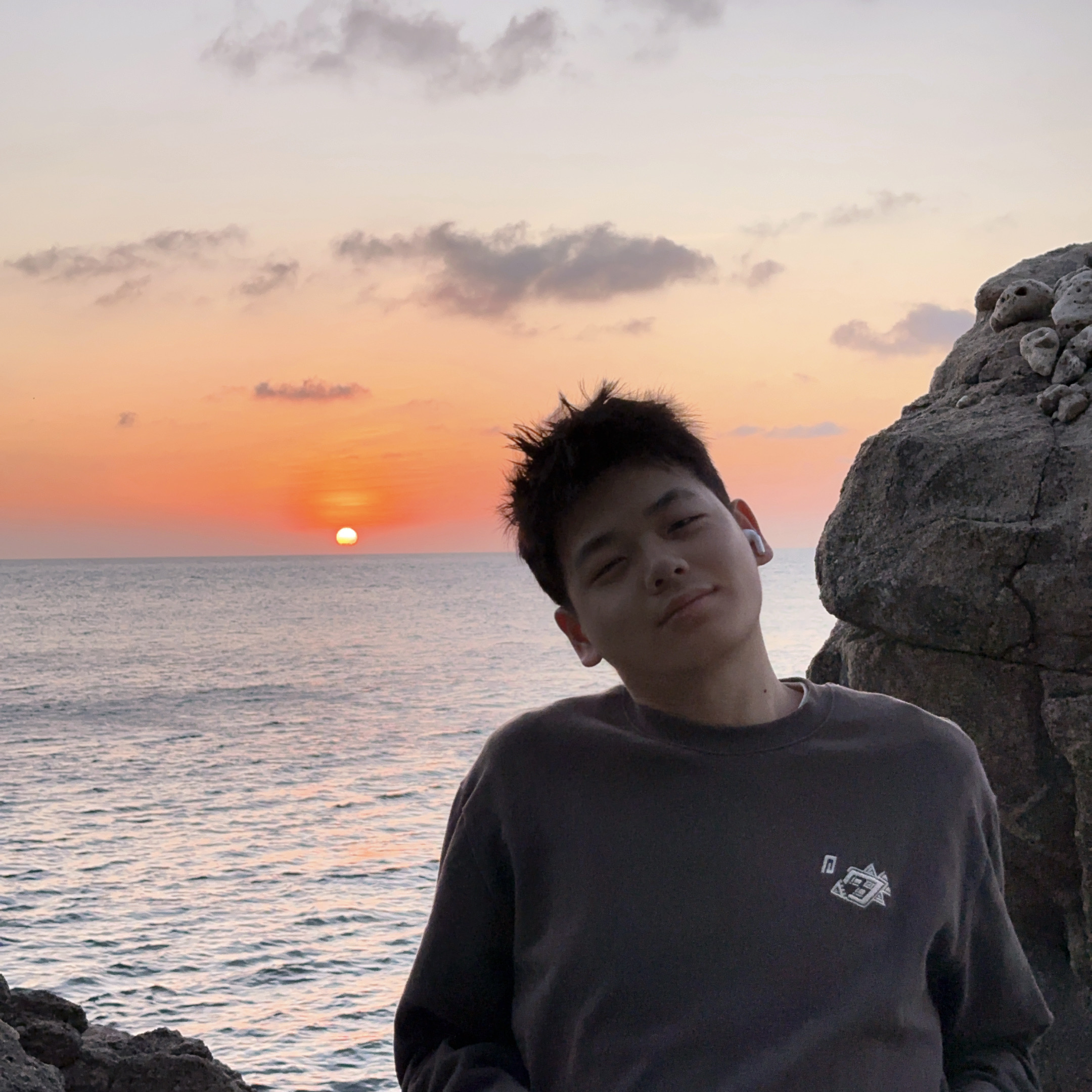 我可以完成java后台的接口编写，测试，2小时完成